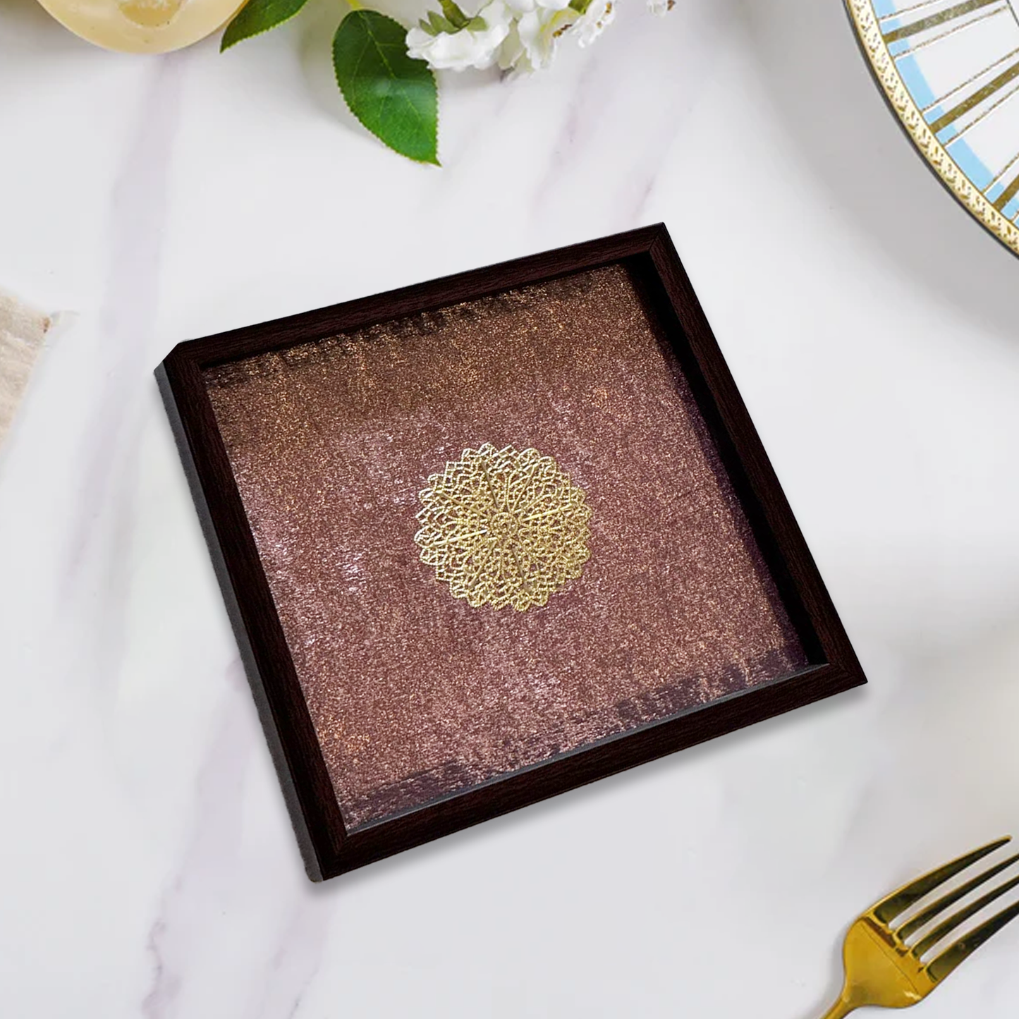 Pale Shimmer base with Metal motif (Set of 2 trays)