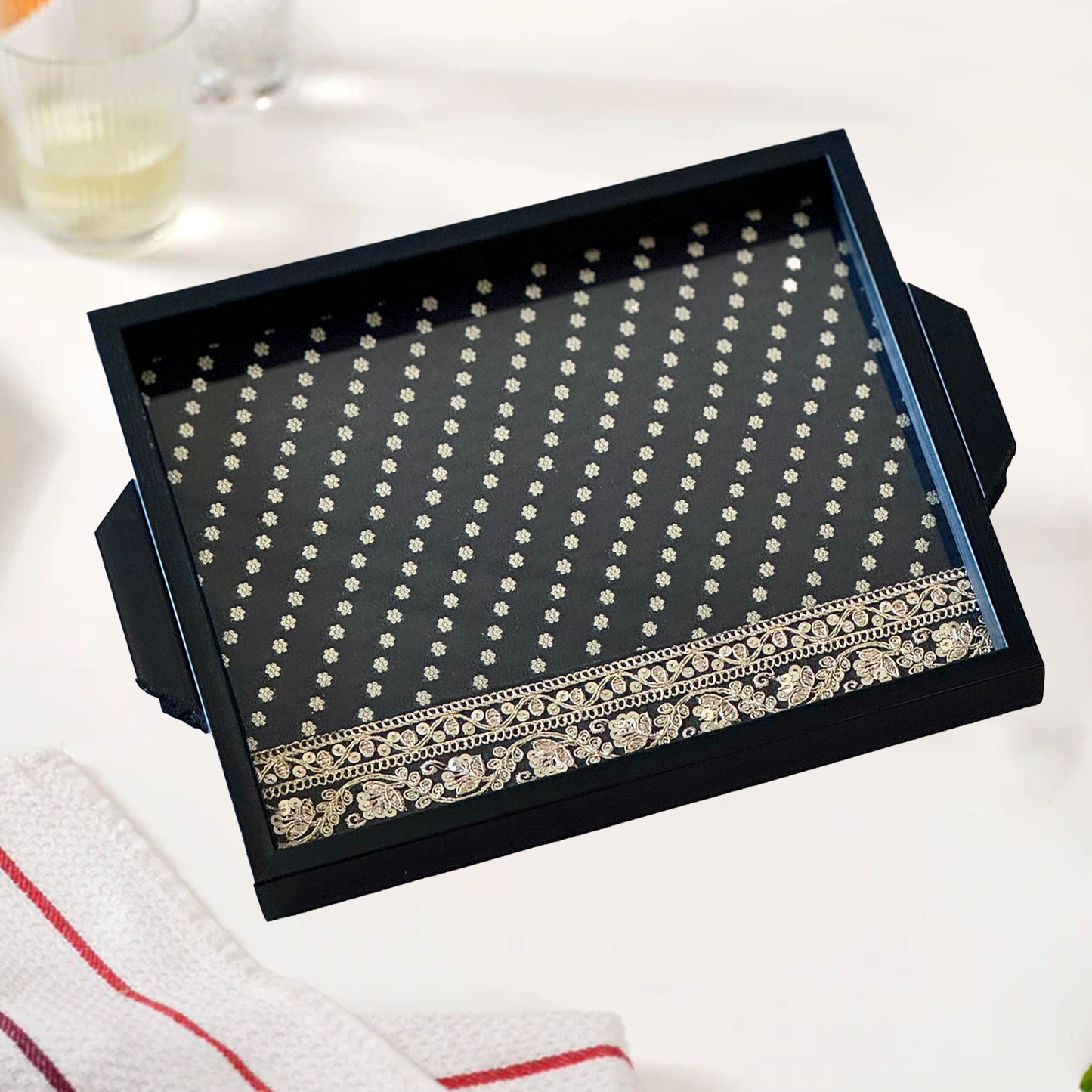 Brocade silk with zari border (set of 2 trays)