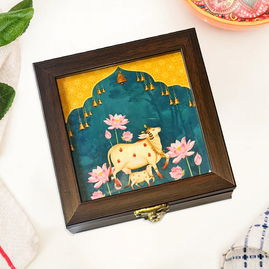 Pichwai Cow Print Box
