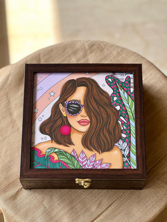 Customized Diva Jewellery Hanging Box