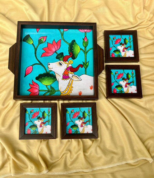 Pichwai print tray set (consist of tray with 4 coasters)