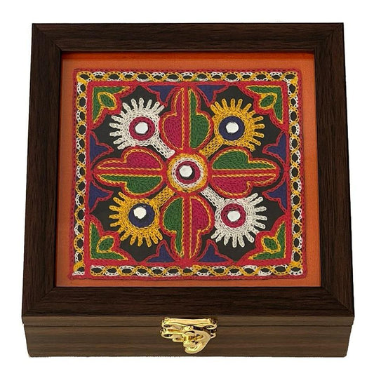 Kutch Work Box (6x6)