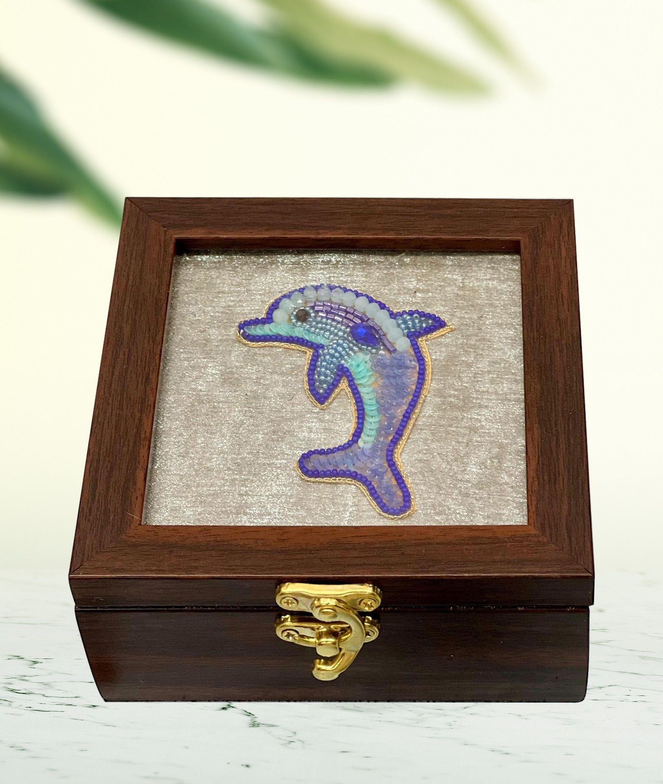 Dolphin Box