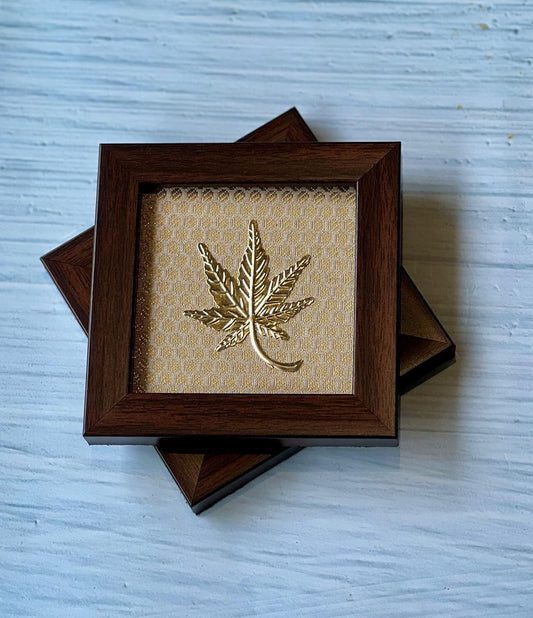 Coaster Set Brocade with leaf metal motif (Set of 4)